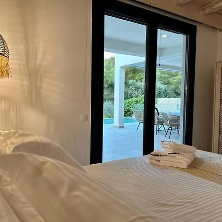 Milva By Goutos Luxury Living Βίλα