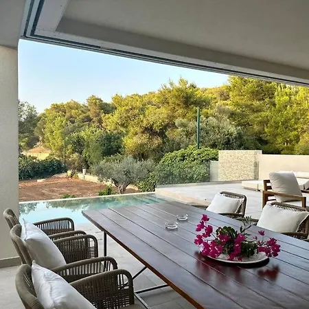 Milva By Goutos Luxury Living * Aghios Emilianos (Peloponnese)